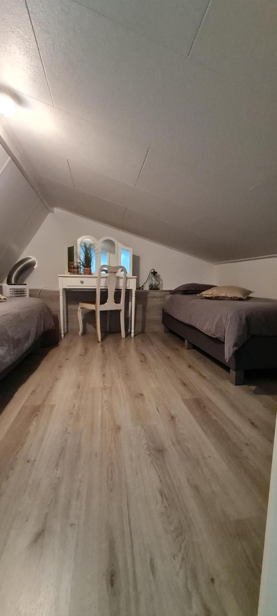 Wellness Chalet Met Jacuzzi, Sauna, Omheinde Tuin, Sint Annaland Dış mekan fotoğraf